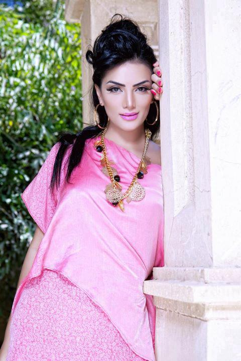 217913_122763411217185_101024615_n