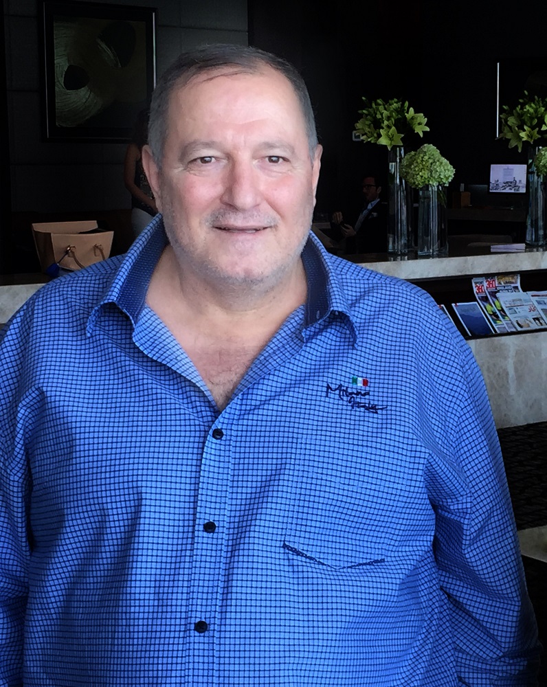 عدنان الكاتب