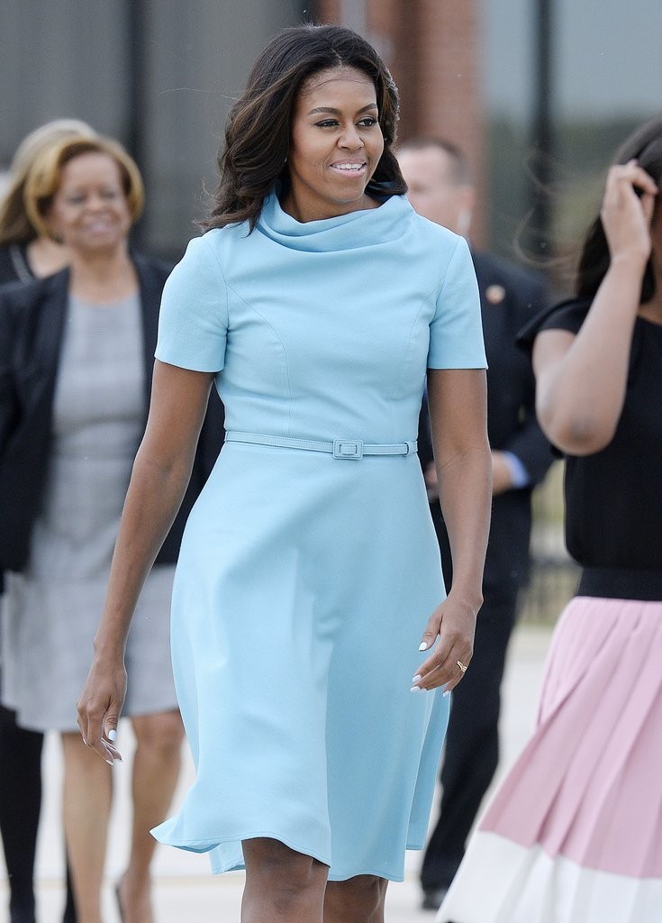 Wearing-Carolina-Herrera