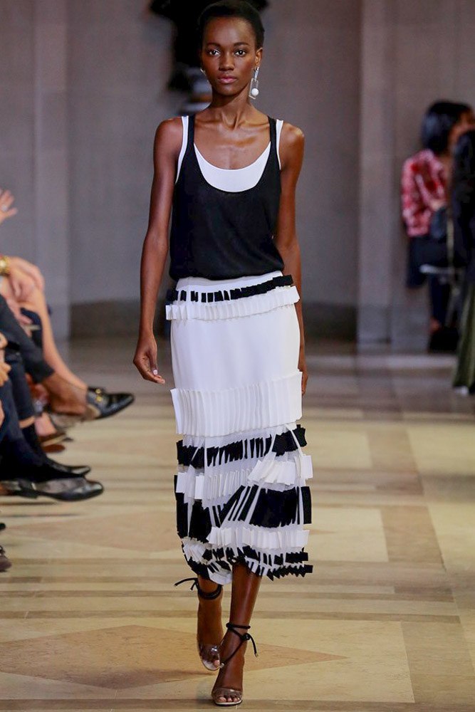 carolina-herrera-rtw-ss-2016-17