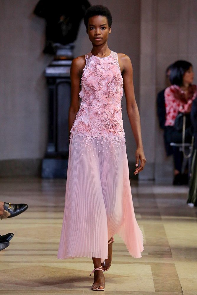 carolina-herrera-rtw-ss-2016-28