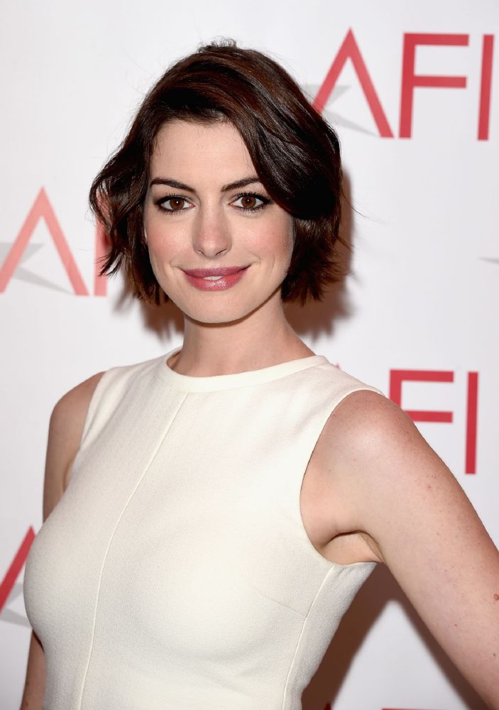 resized_Anne Hathaway