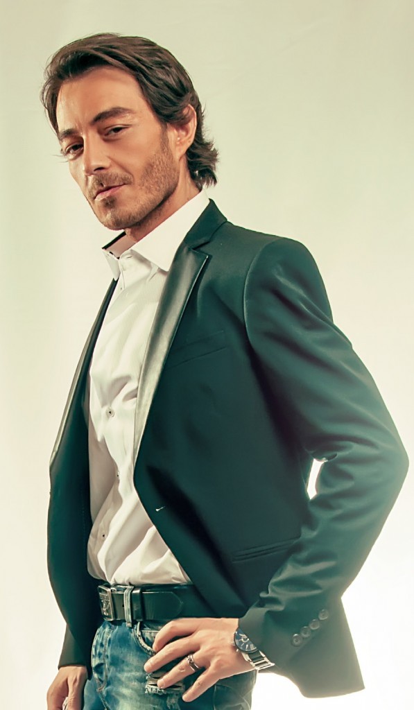 أحمد-زاهر-597x1024