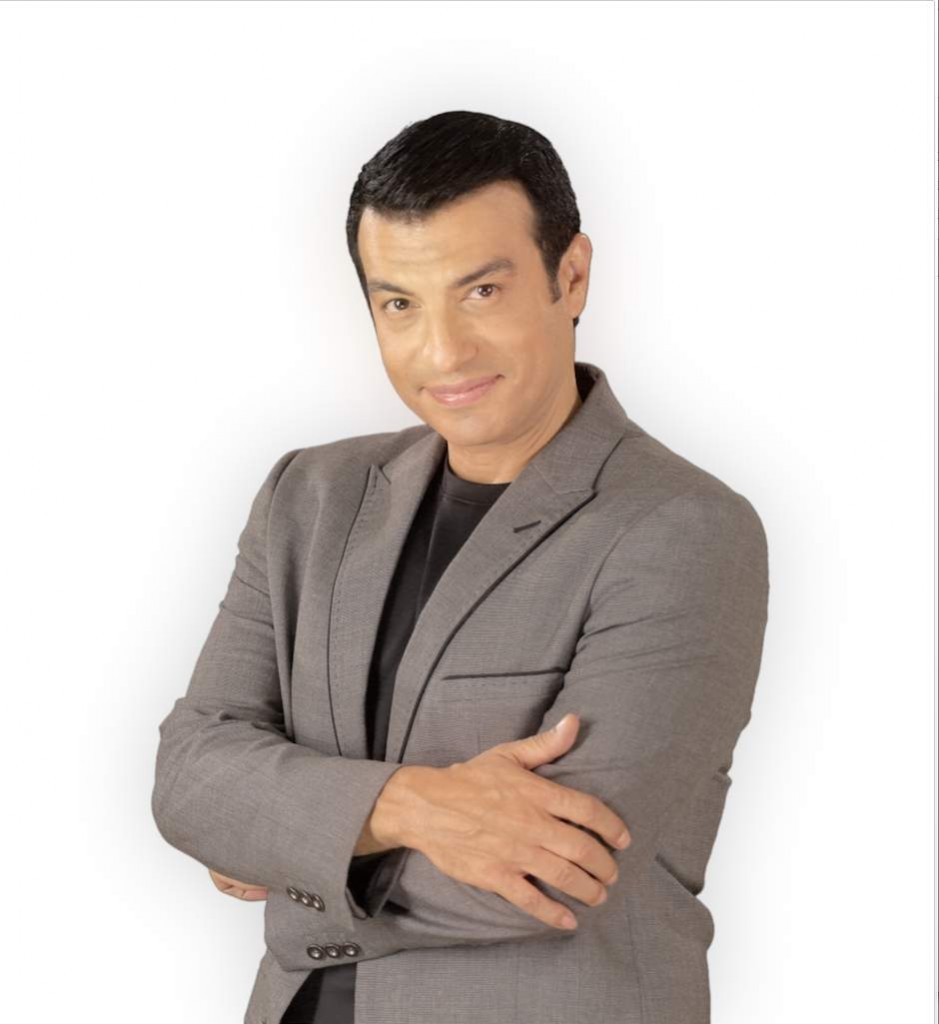 إيهاب توفيق  (1)