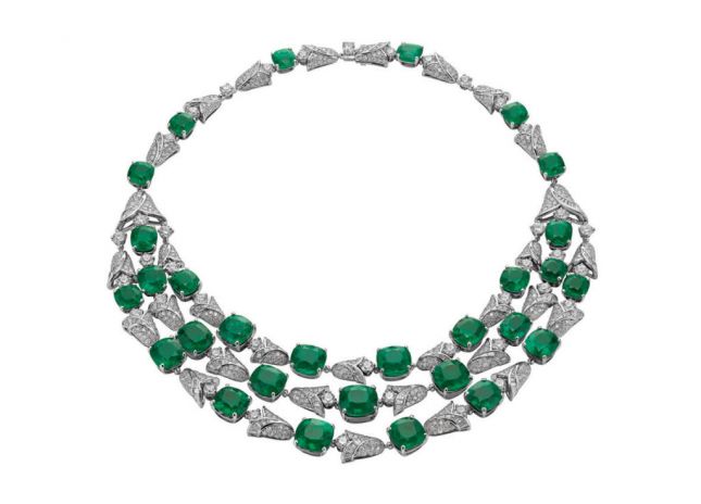 عقد من Bulgari من مجموعة Giardini Italiani
