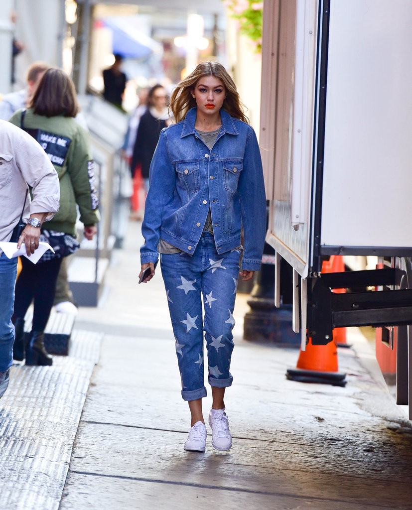 Wearing-Adidas-Superstars (1)