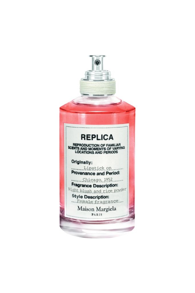 resized_LIPSTICK ON