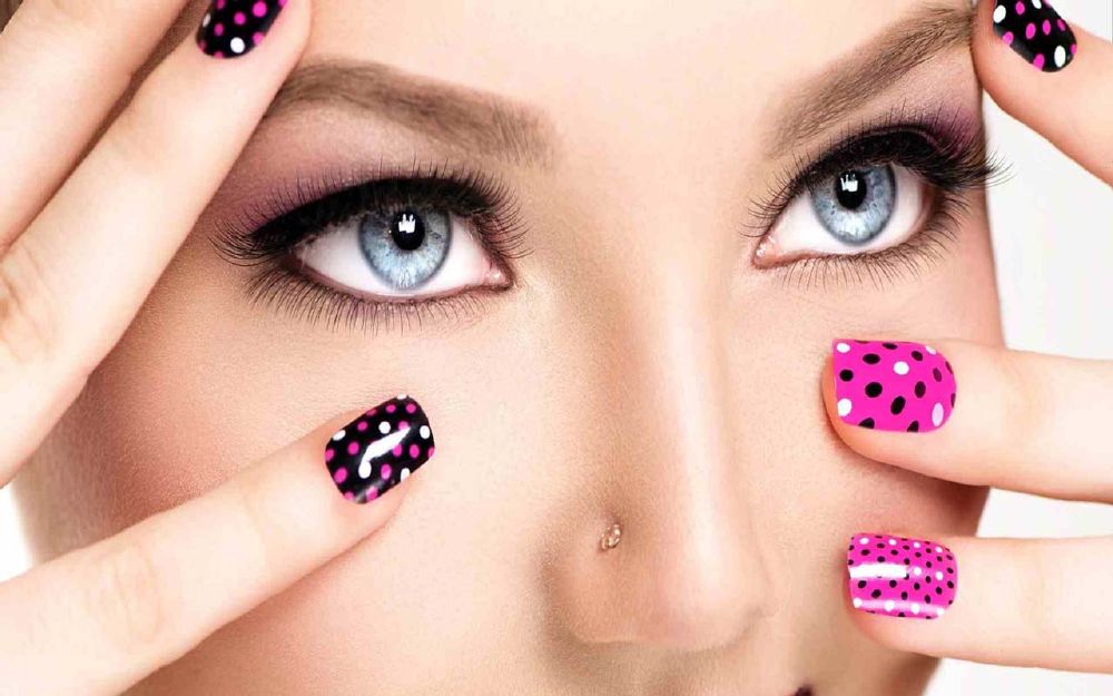 resized_colors-polish-Nail