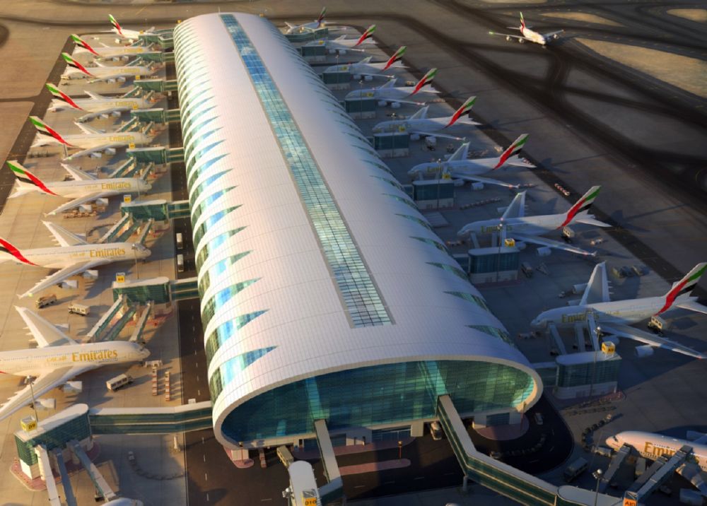 أضافت طيران الإمارات 24 طائرة جديدة وسحبت 10 طائرات قديمة في عام 2014- 2015