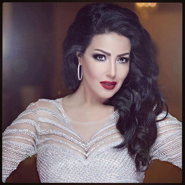 سمية الاخشاب (1)