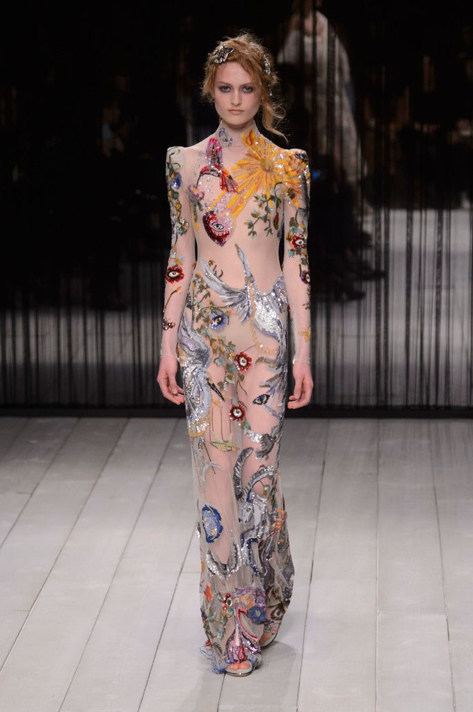 Alexander-McQueen-AutumnWinter-2016 (37)