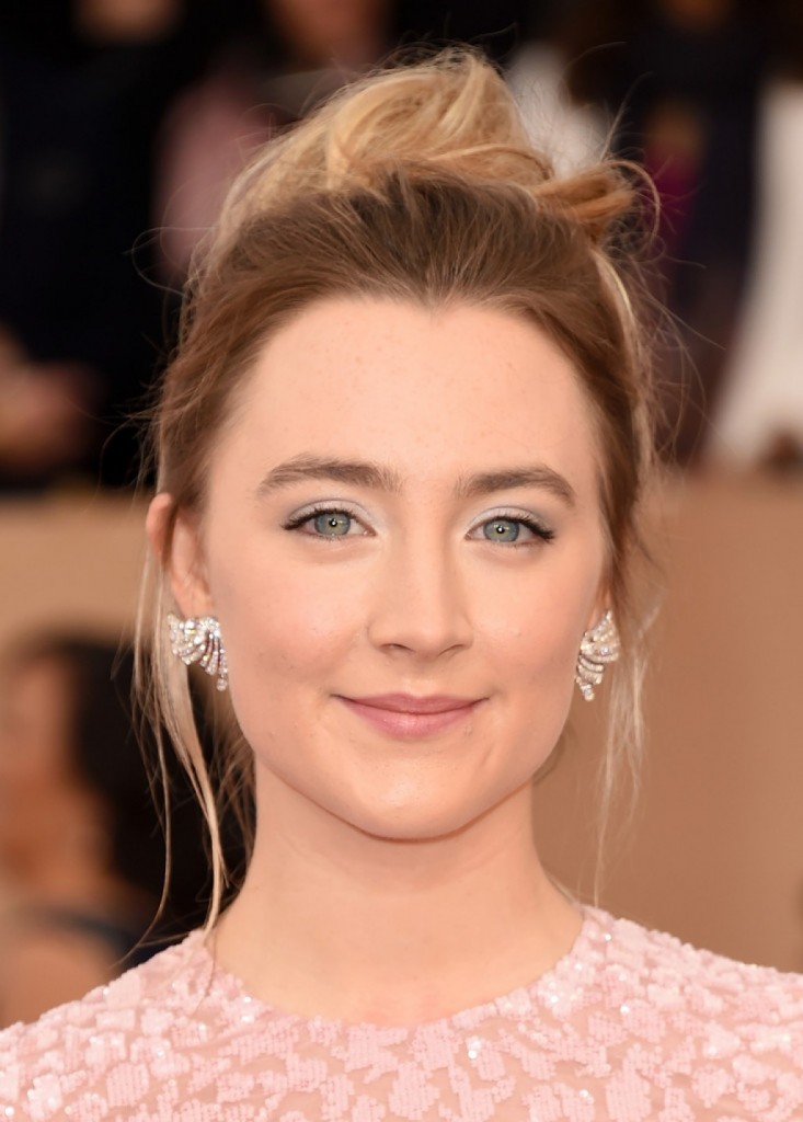 Saoirse-Ronan-Hairstyle-at-The-SAG-Awards-2016-forevermark