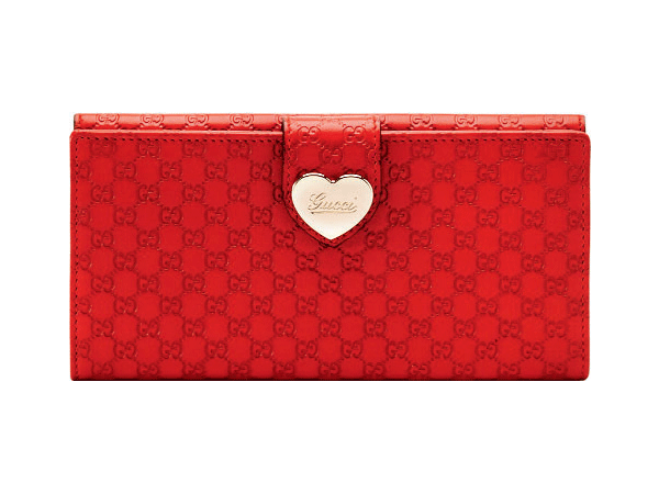 gifts_of_love_woo_your_beloved_in_style_gucci