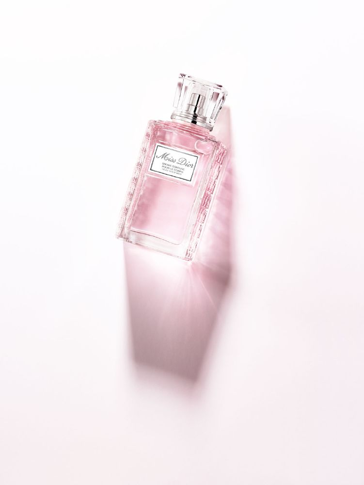 resized_AmbianceMissDiorBodyMist