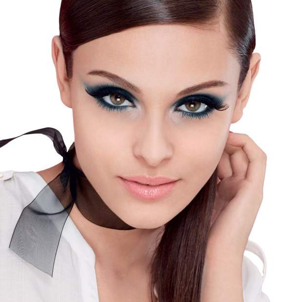 resized_Bourjois - Lash Beauty Guide - model shot
