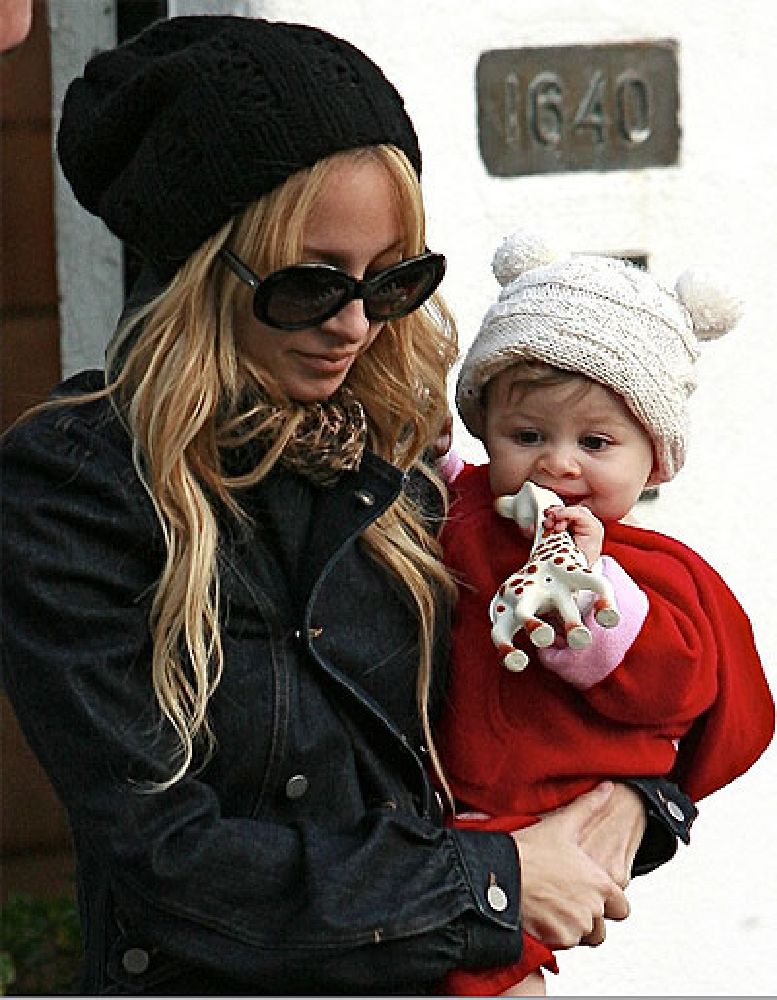 resized_Image 5 - Sophie's celebrity fans - Nicole Richie