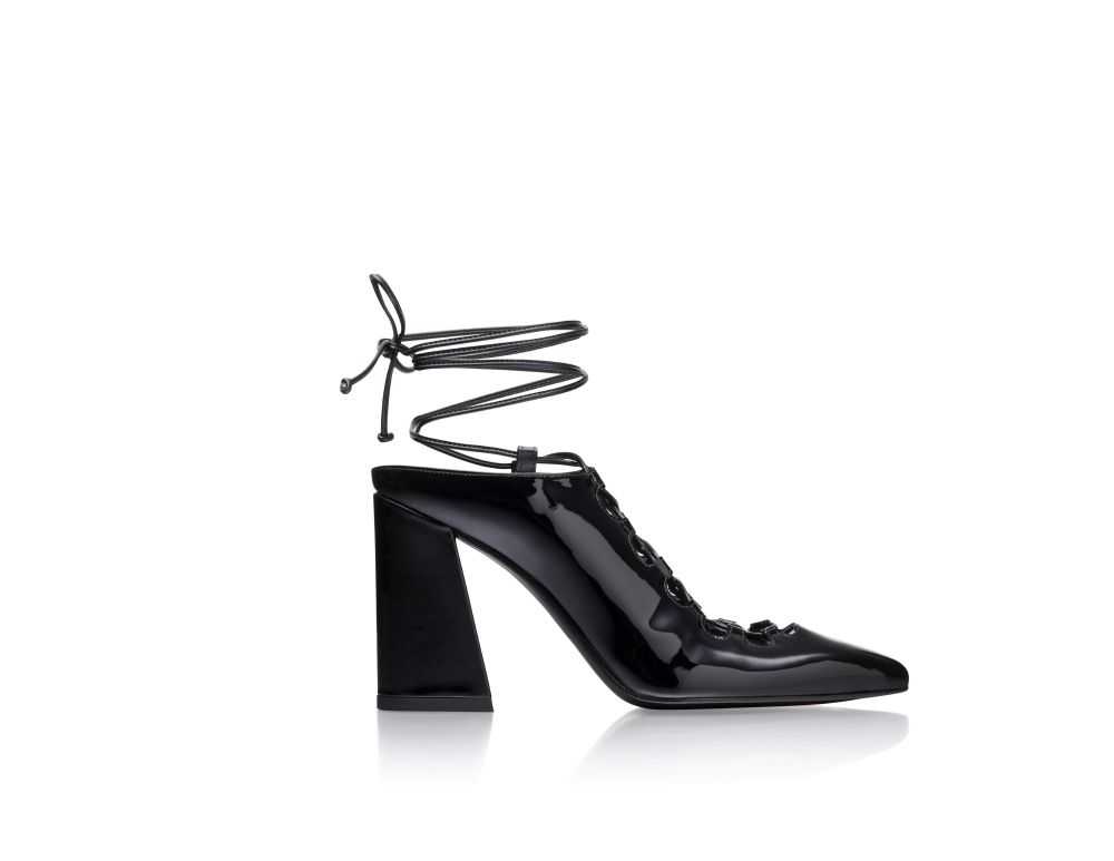 أحذية STUART WEITZMAN (23)