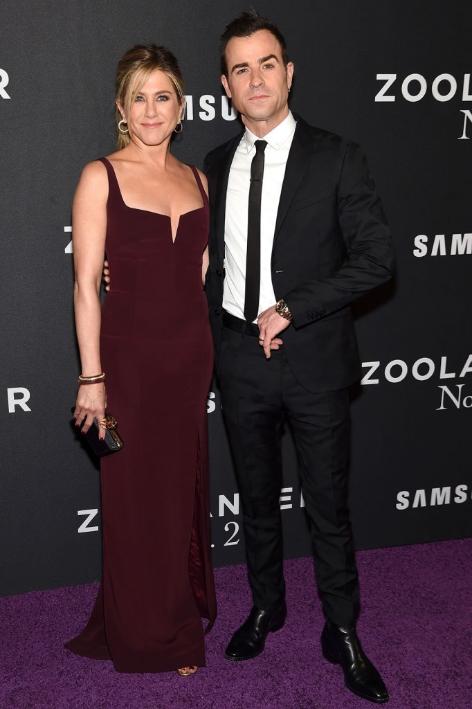 جينيفر أنستون وزوجها الممثل جاستين ثيروكس