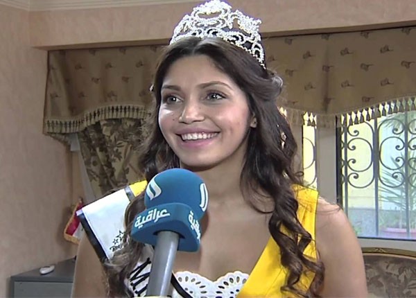 سارة آرشر ملكة جمال بريطانيا (5)