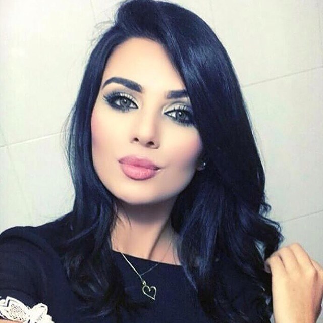 لينا قيشاوي (2)