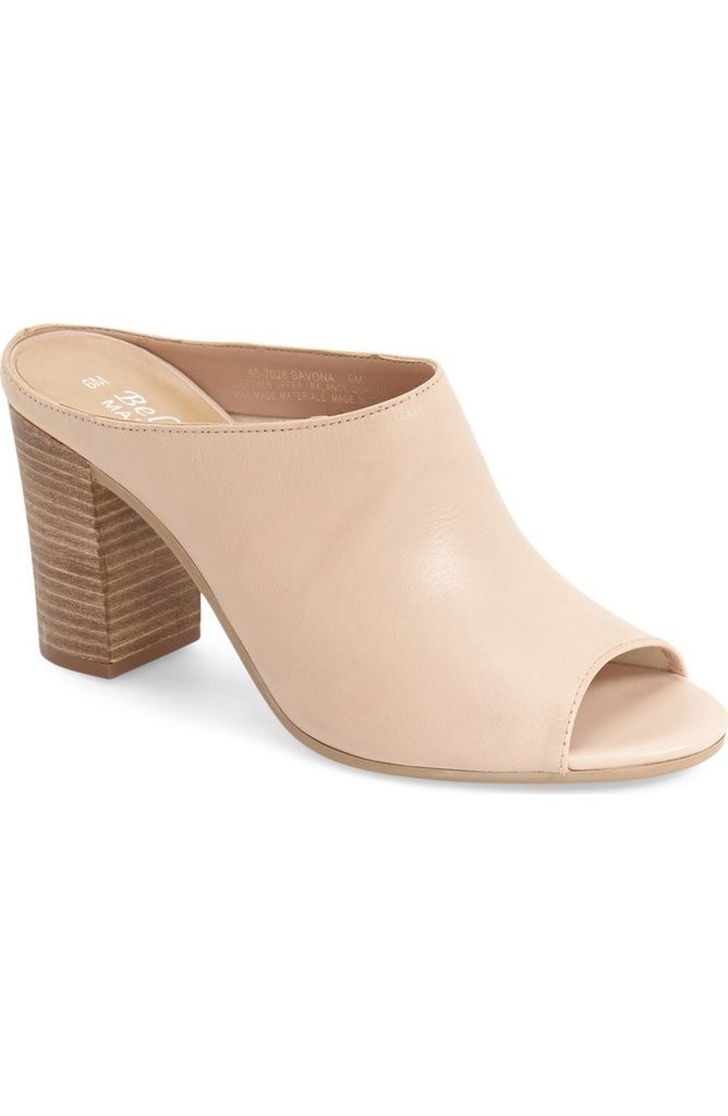 Bella-Vita-Savona-Open-Toe-Mule-100