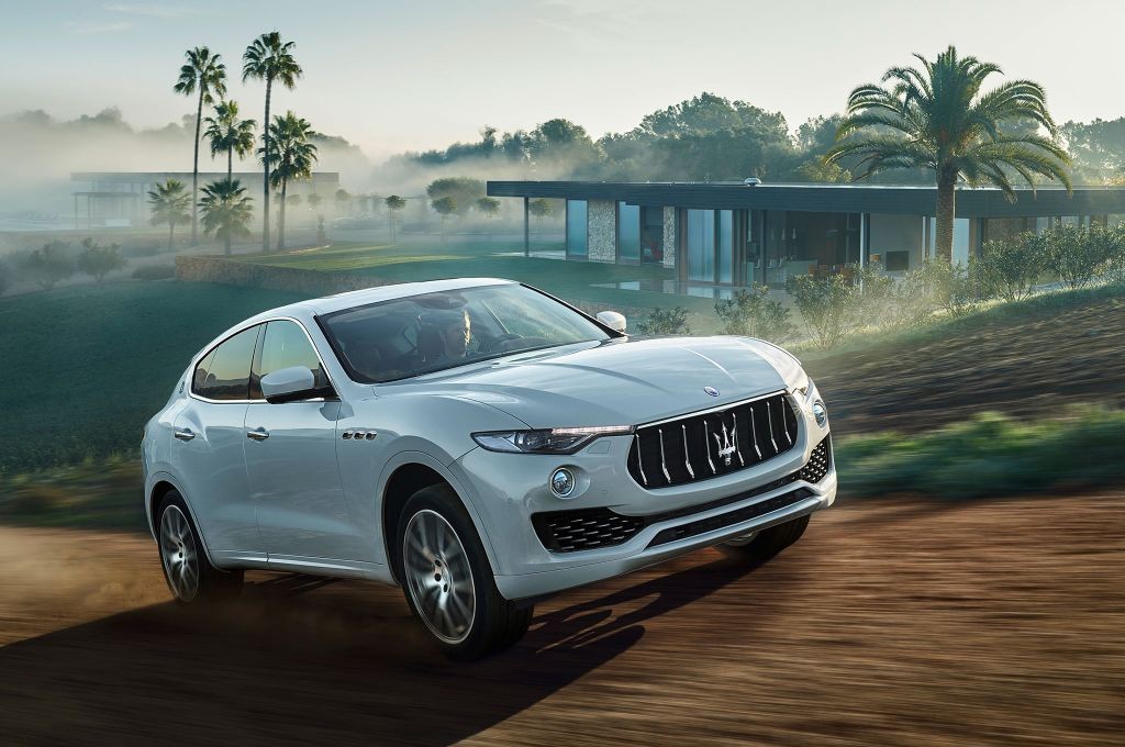 resized_Maserati-Levante-front-three-quarte-in-motion-01