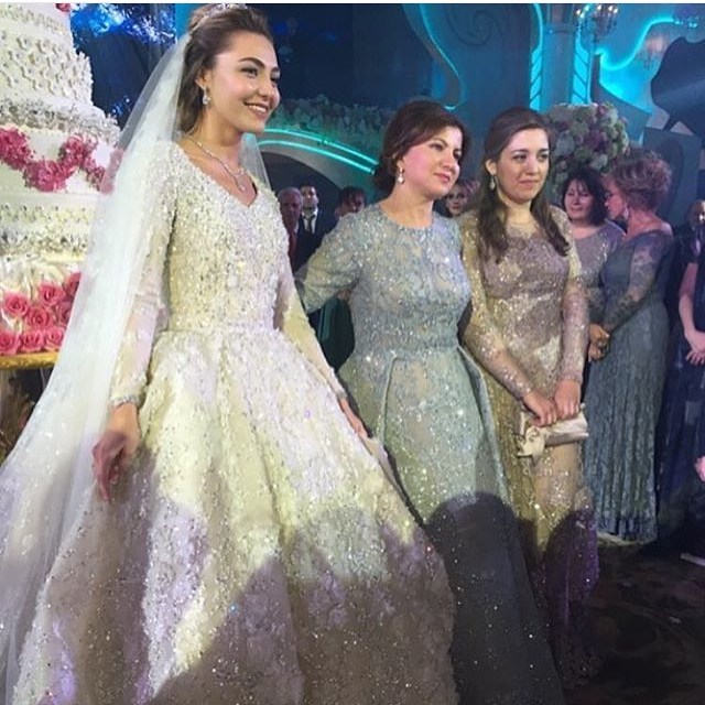 ملياردير روسي يكلف حفل زفاف ابنه مليار دولار (16)