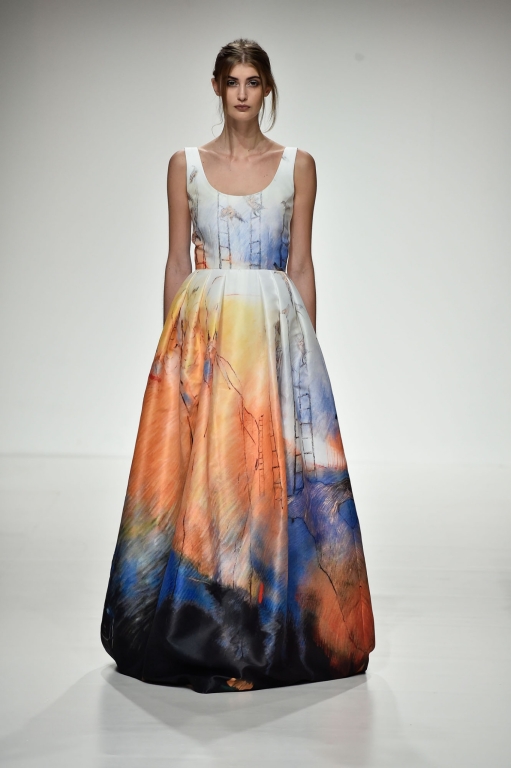 20-zena-presley-fashion-forward-season-6-dubai-ready-to-wear-collection-autox768