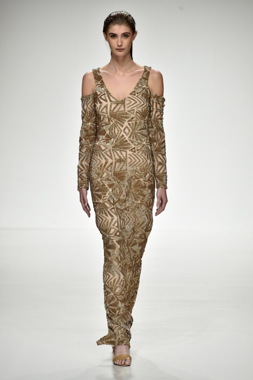 32-dima-ayad-fashion-forward-season-6-dubai-ready-to-wear-collection-autox768