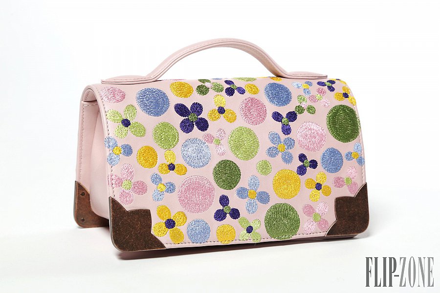 8630da814742876ad788da7e9c686bc3-opt-resp600v