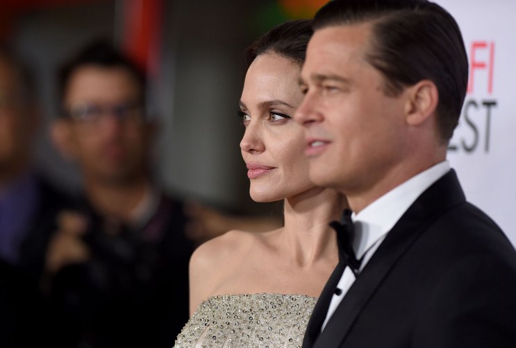 home-2015-12-1-angelina-jolie-brad-pitt-vacation-1230-getty-main