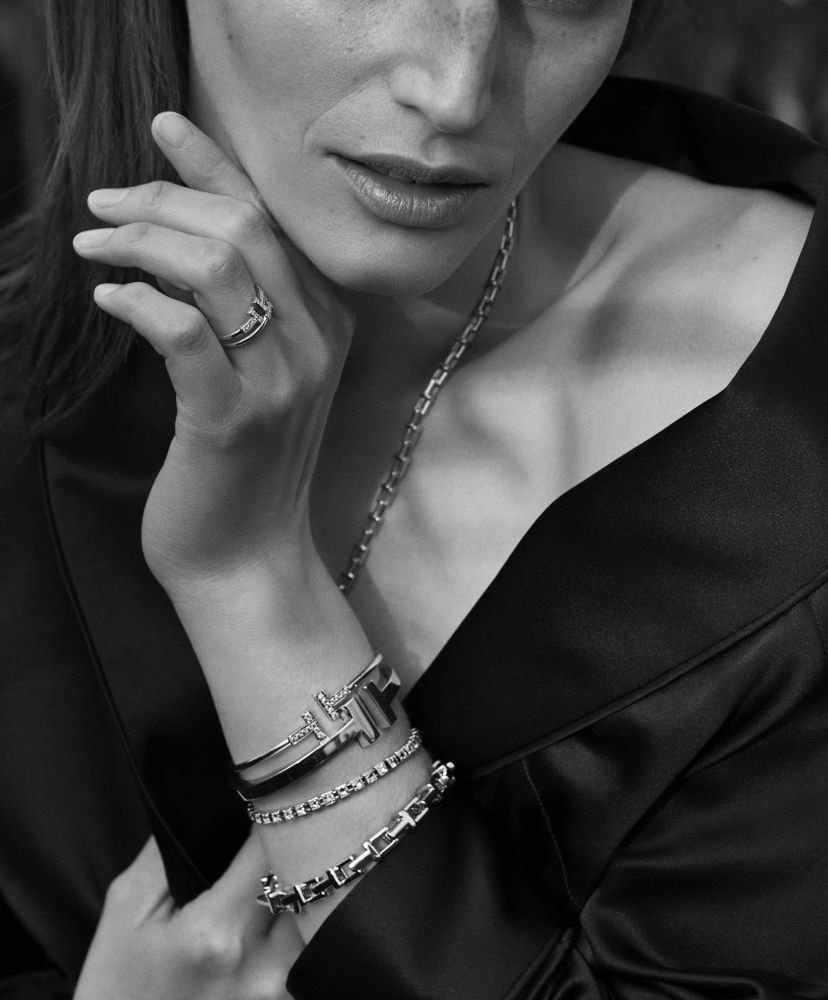 resized_NetAPorter_Tiffany_06_0936BW_ALIQUE