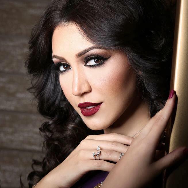 اسماء لمنور (2)