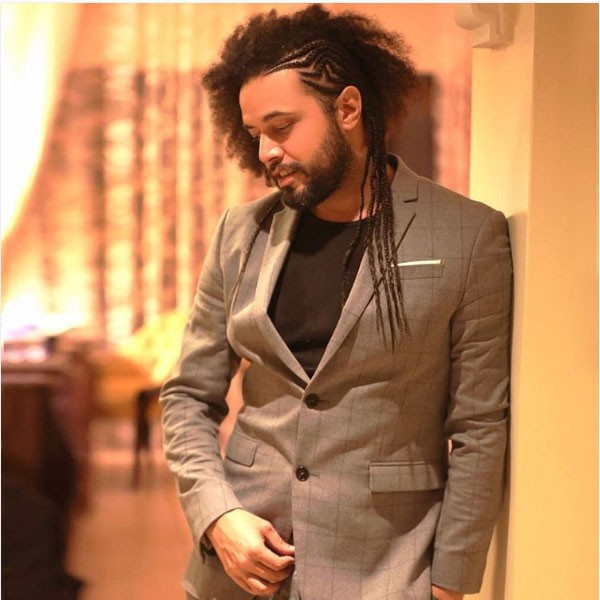 عبد الفتاح الجريني يستعرض بلوك جديد