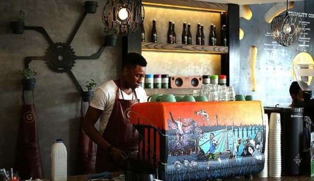 1463991058_1463989182285391900