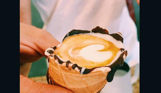 1463991058_1463989182285392000