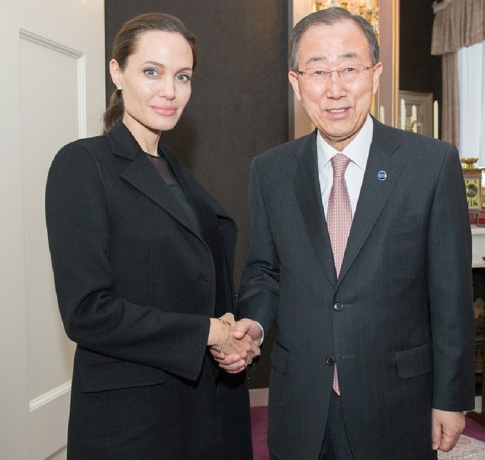 resized_Angelina Jolie wearing Salvatore Ferragamo -  Meeting with Ban Ki-moon - The Hague