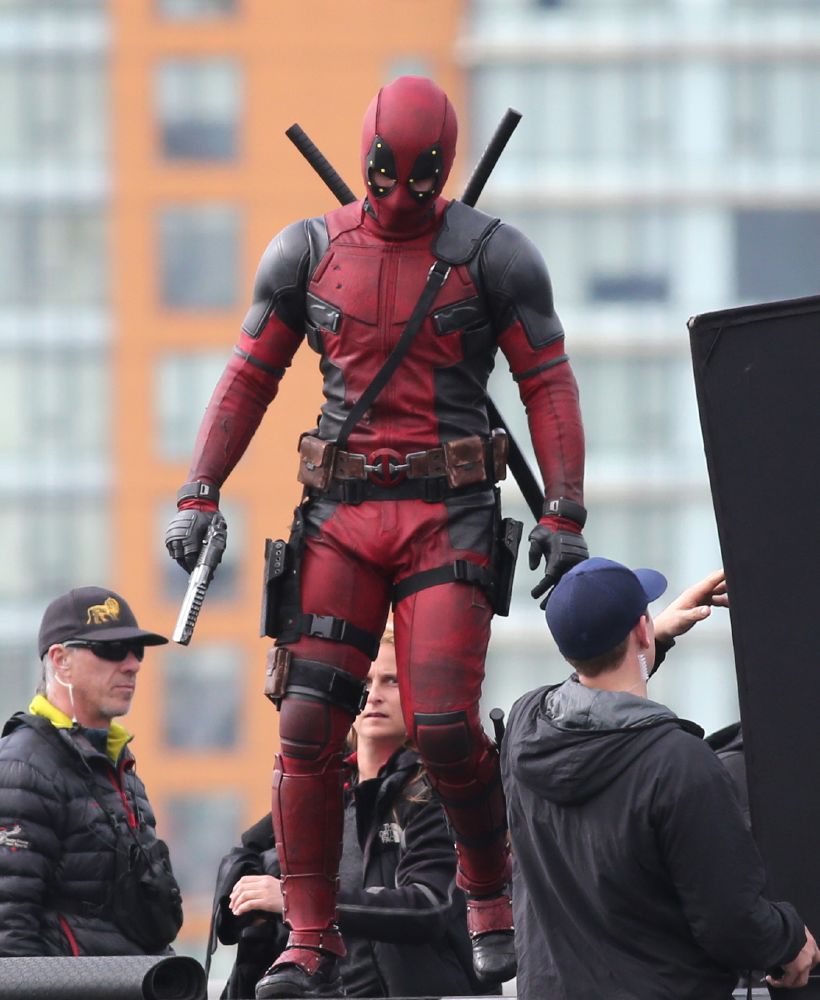 resized_(Deadpool)