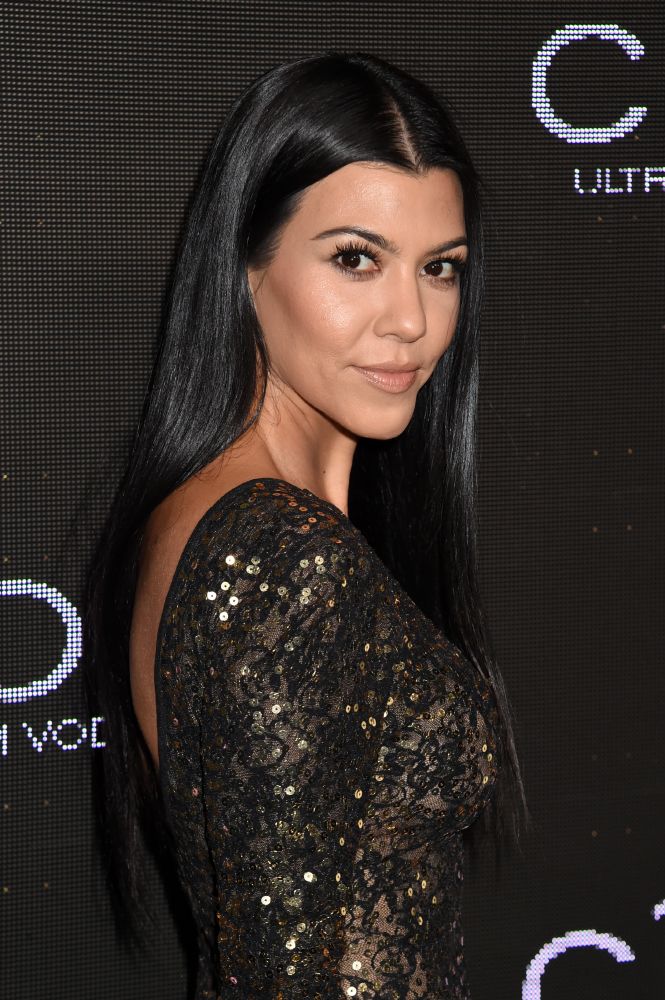 resized_كورتني كارداشيان