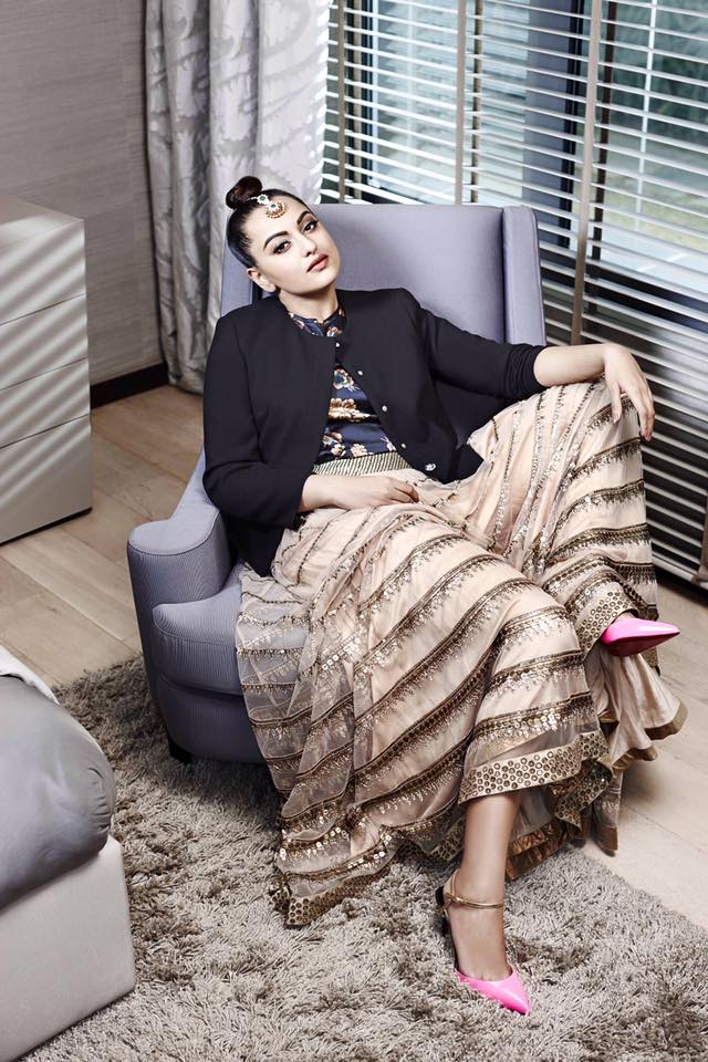 سوناكشي سينها (3)