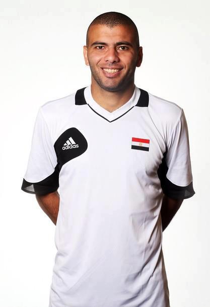 عماد متعب (1)