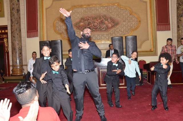 عمرو و احمد سعد يحتفلان بزفاف شقيقتهما (2)