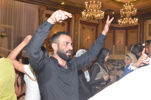 عمرو و احمد سعد يحتفلان بزفاف شقيقتهما (8)