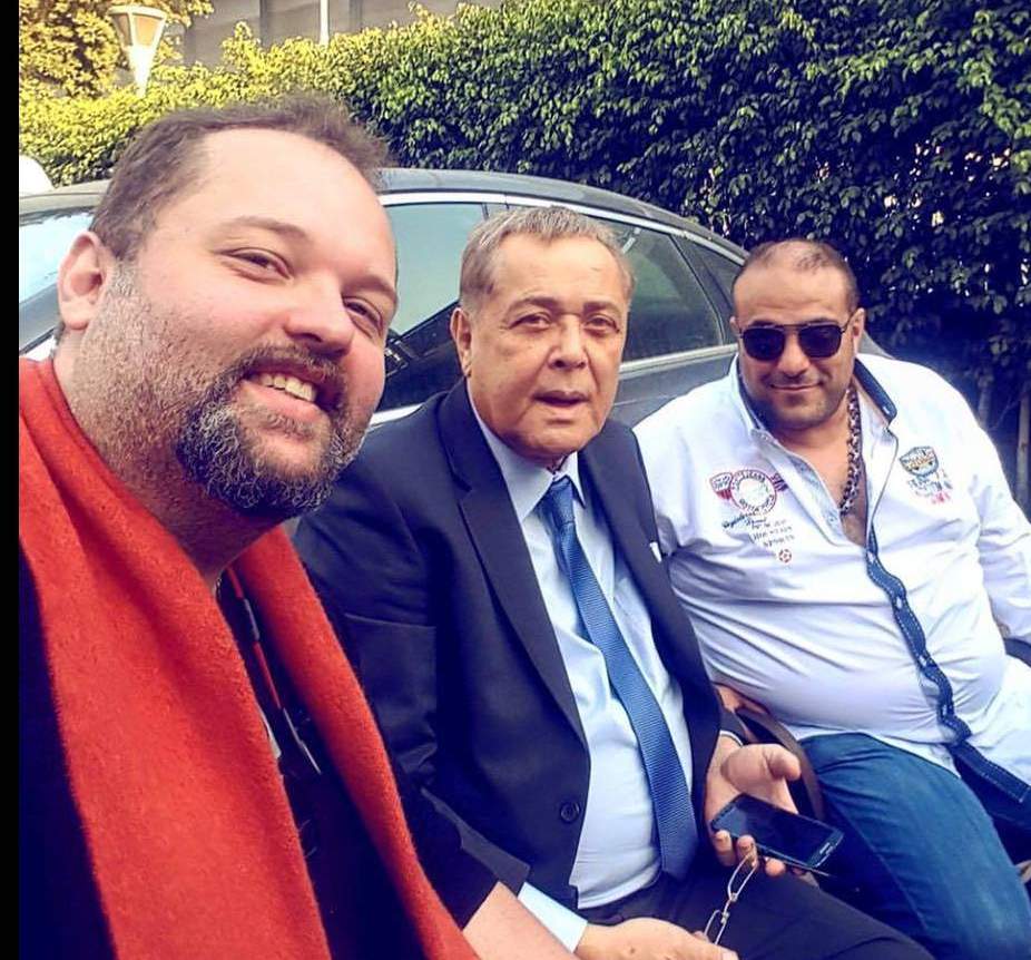 محمود عبد العزيز في