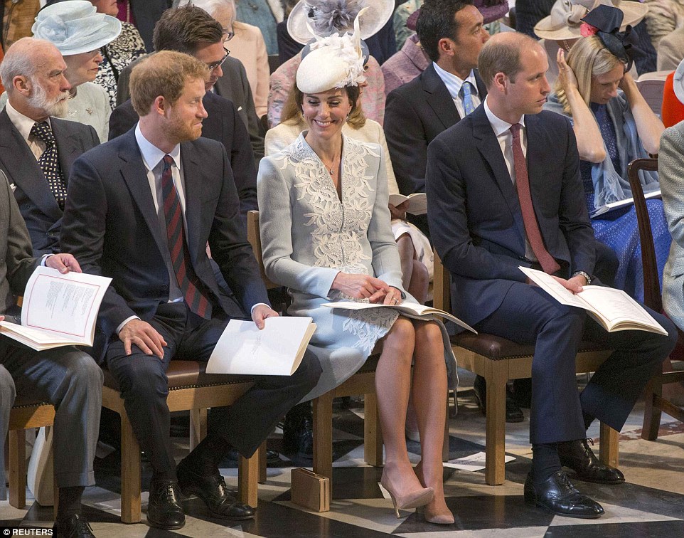 3520A51500000578-3635360-image-a-69_1465566703618