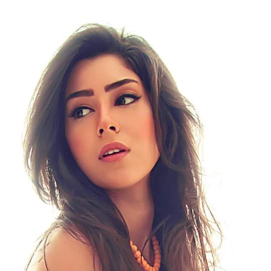 ايتن عامر (1)