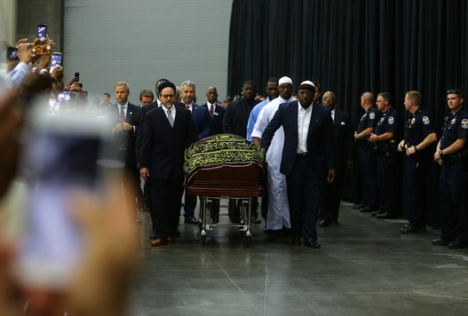 صلاة الجنازة على محمد علي كلاي (10)