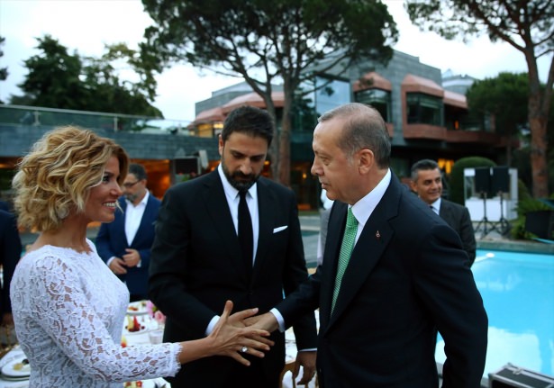 طاولة افطار اردوغان (5)