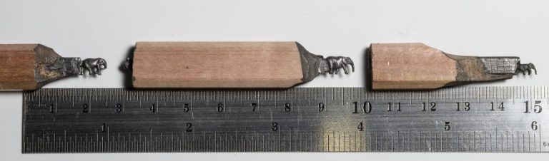 هياكل للافيال باقلام الرصاص (1)