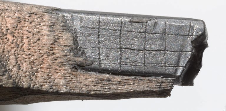 هياكل للافيال باقلام الرصاص (19)